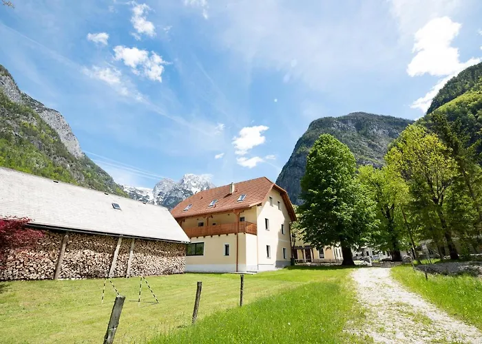 Apartments And Rooms Natasa 1